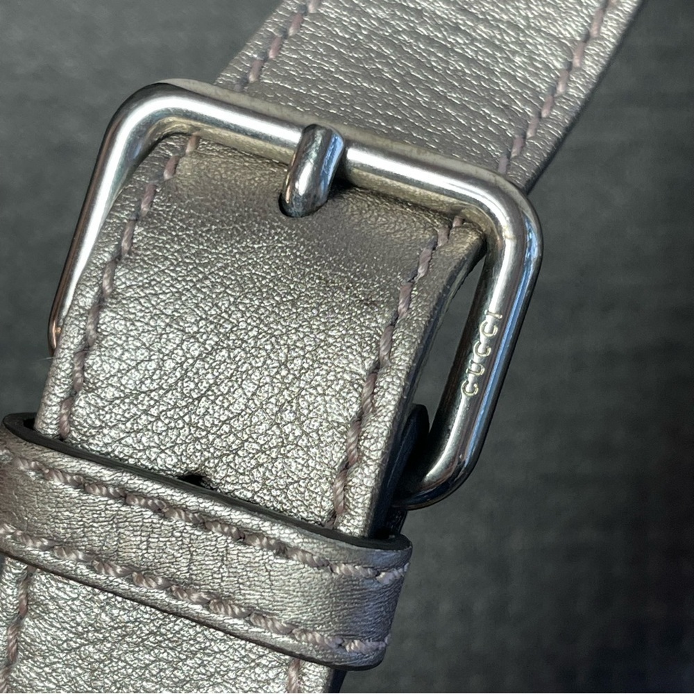 Gucci Imprime Coated Canvas Buckle Flap Messenger Bag - Metallic Gray - Preowned - Picture 10 of 15